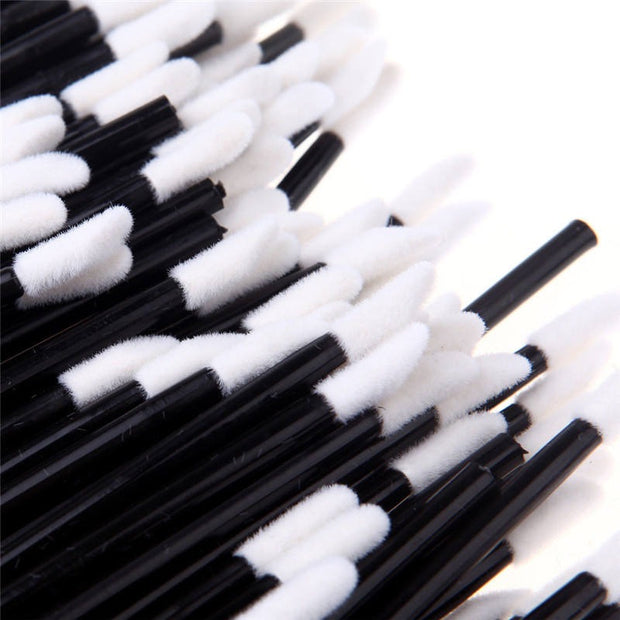Lip brush