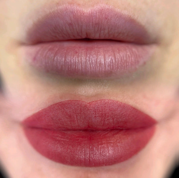 LIP BLUSH TRAINING
